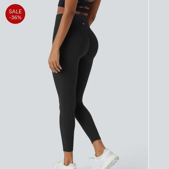 HALARA UltraSculpt Black Leggings **make an offer** 🖤 - Picture 5 of 8